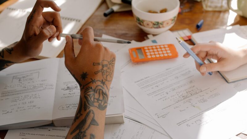 Maturità 2024: Divieto di Cellulari e PC