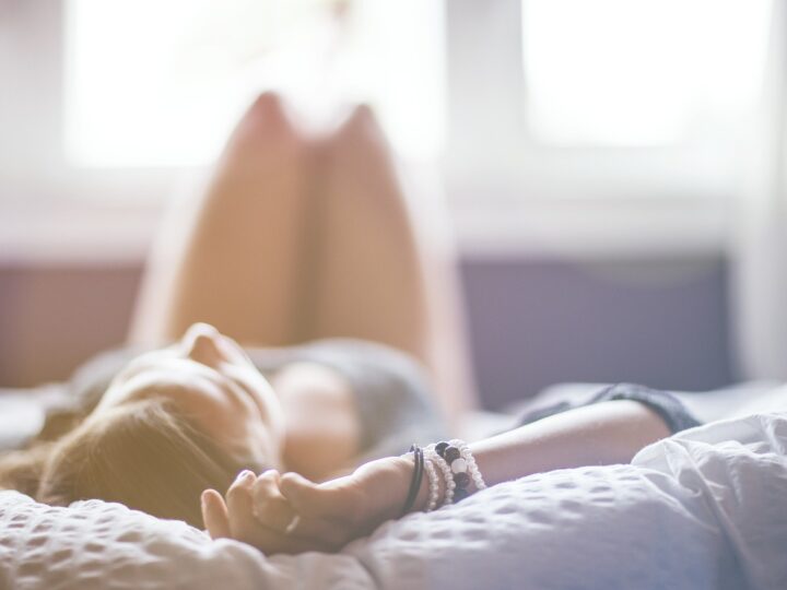 Coppie che dormono in camere separate: salute della relazione